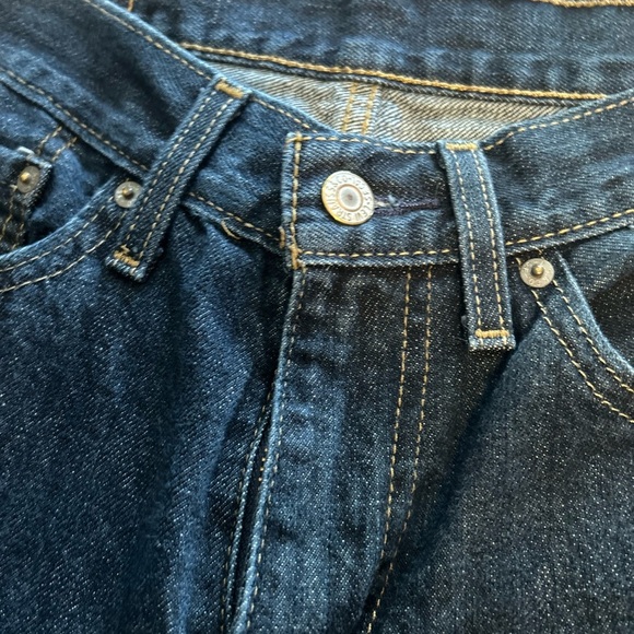 Levi's Men's Dark Blue Jeans - Picture 3 of 12